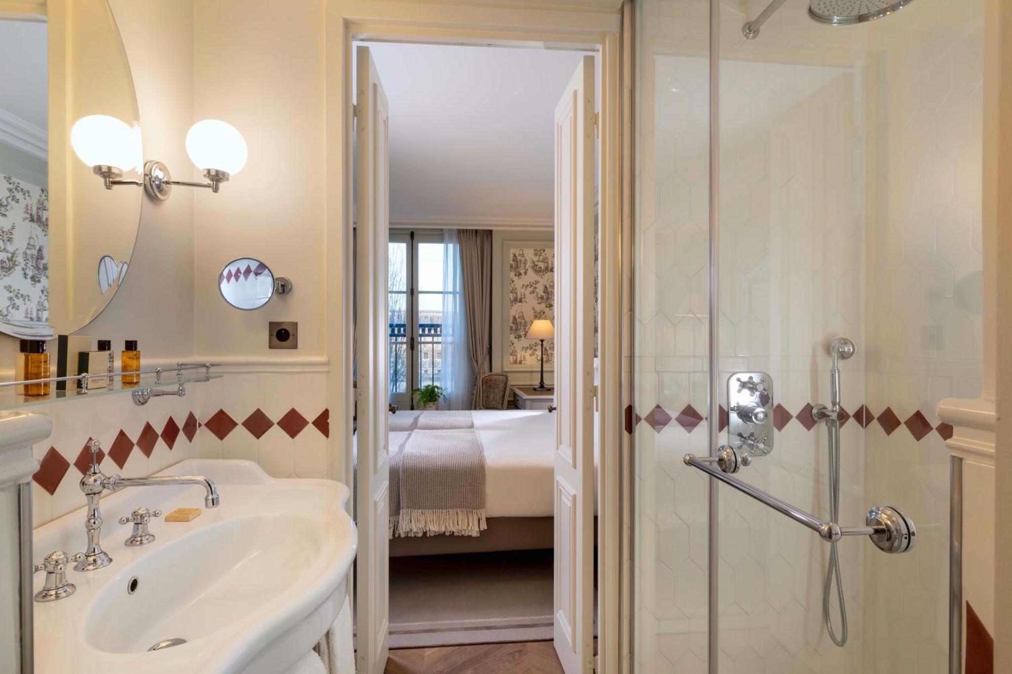 Hotel Du Quai Voltaire ปารีส ภายนอก รูปภาพ