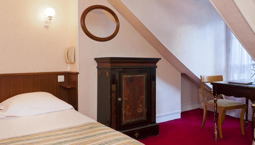 Hotel Du Quai Voltaire ปารีส ภายนอก รูปภาพ