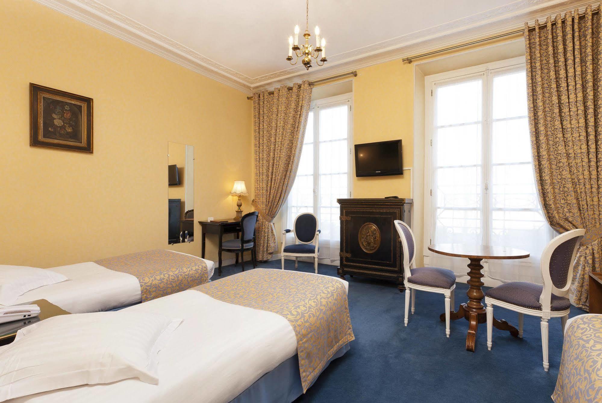 Hotel Du Quai Voltaire ปารีส ภายนอก รูปภาพ