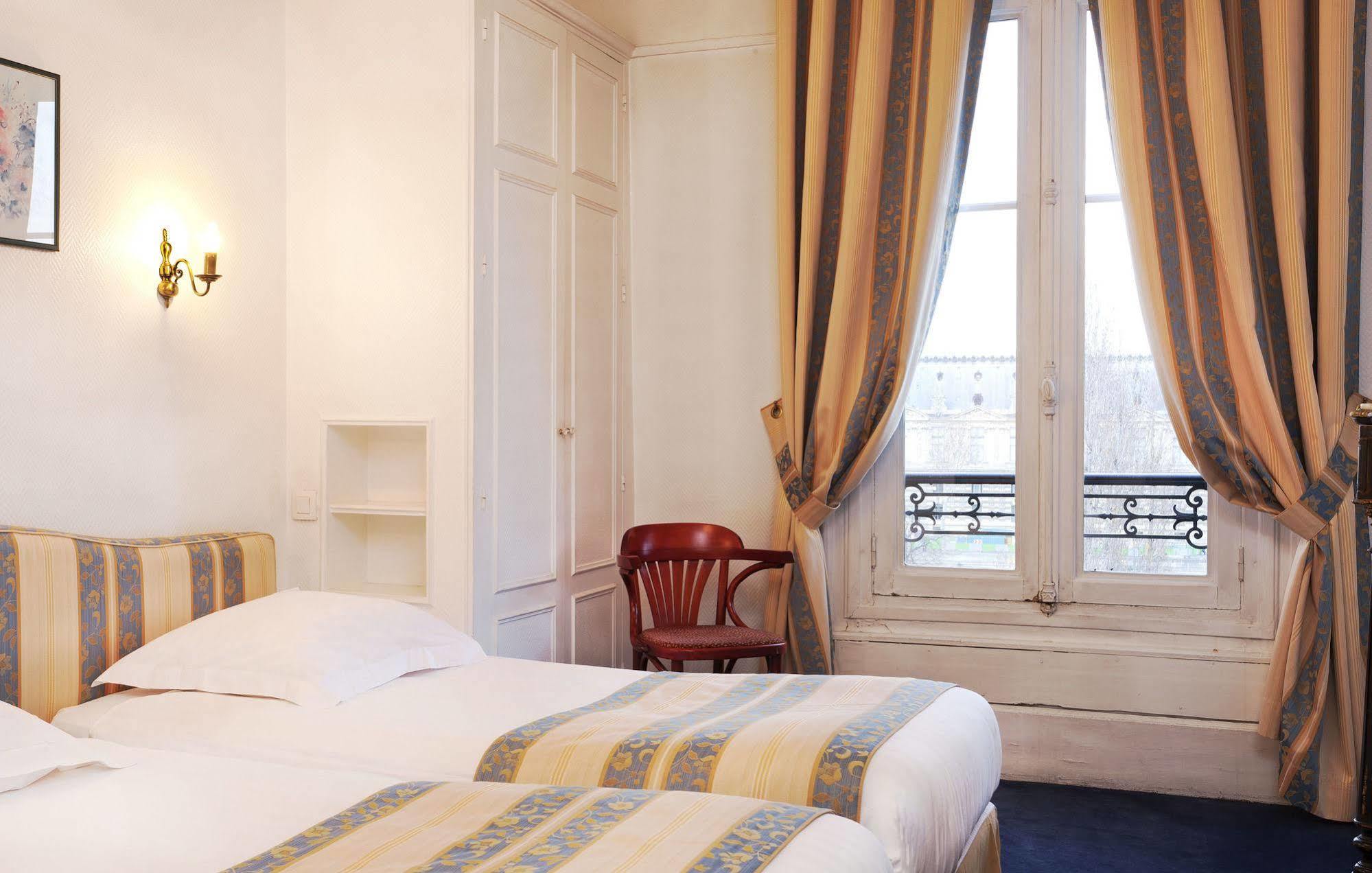 Hotel Du Quai Voltaire ปารีส ภายนอก รูปภาพ